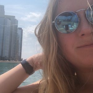 Meet your Posher, Tori